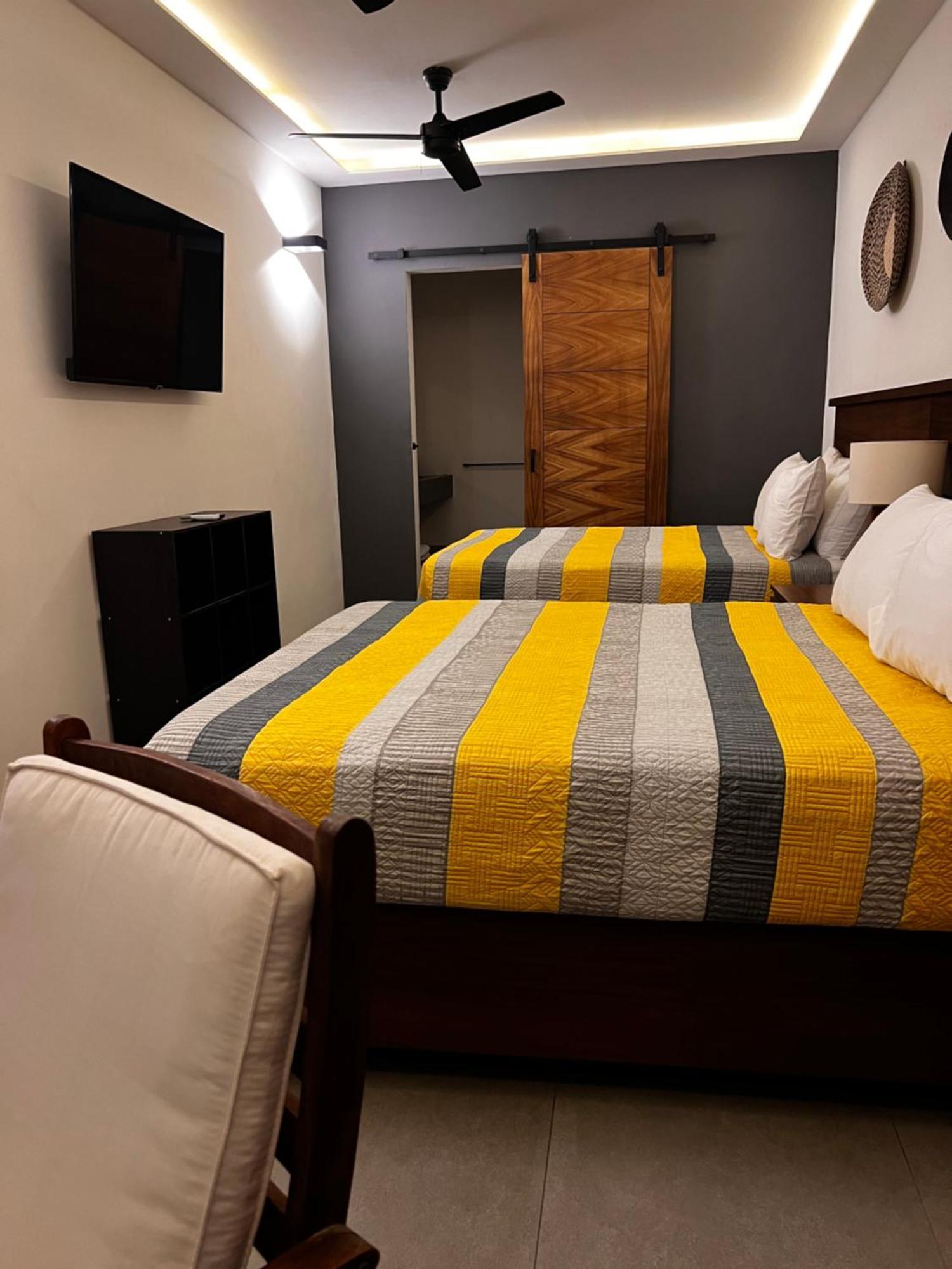 Hotel Palmeras 布塞里亚斯 外观 照片